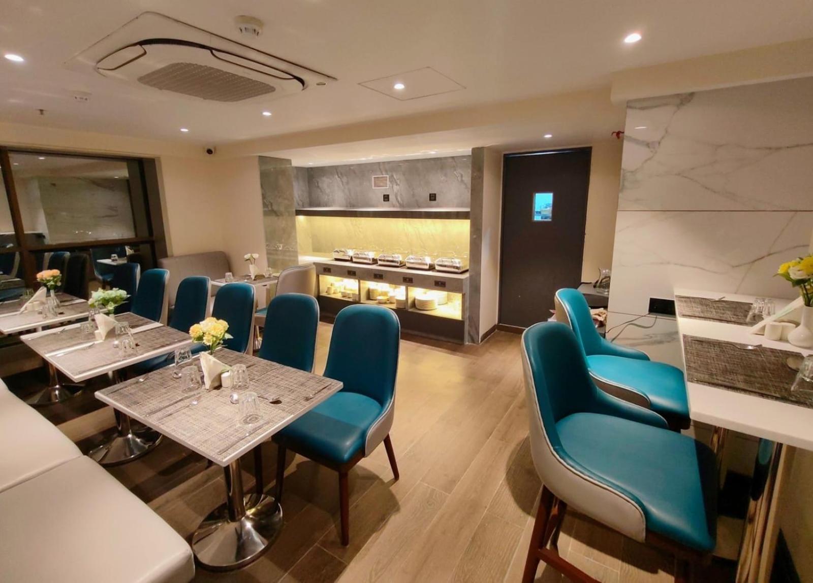 Maxxvalue Hotel Midc - Andheri Bombay Esterno foto